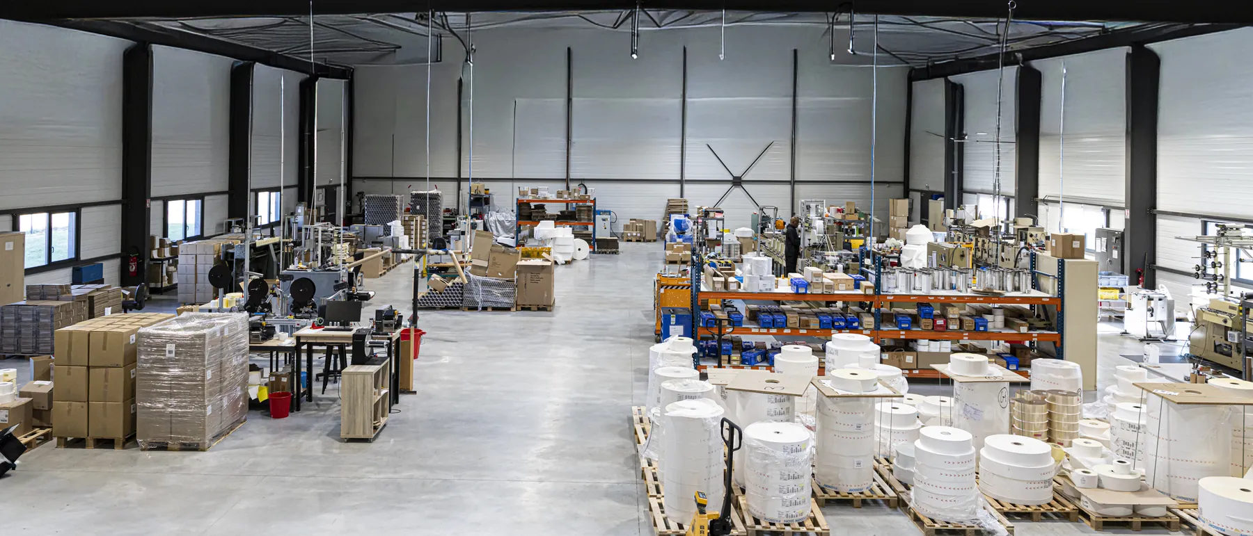 L'atelier de production d'Opalex à Châteaudun